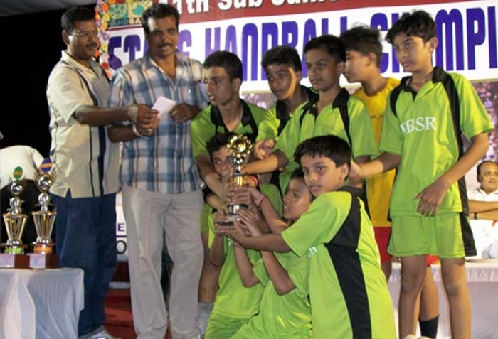 Bhubaneswar boys lift trophy after winning the 7th State Mini Handball Championship in Cuttack on June 8, 2010.